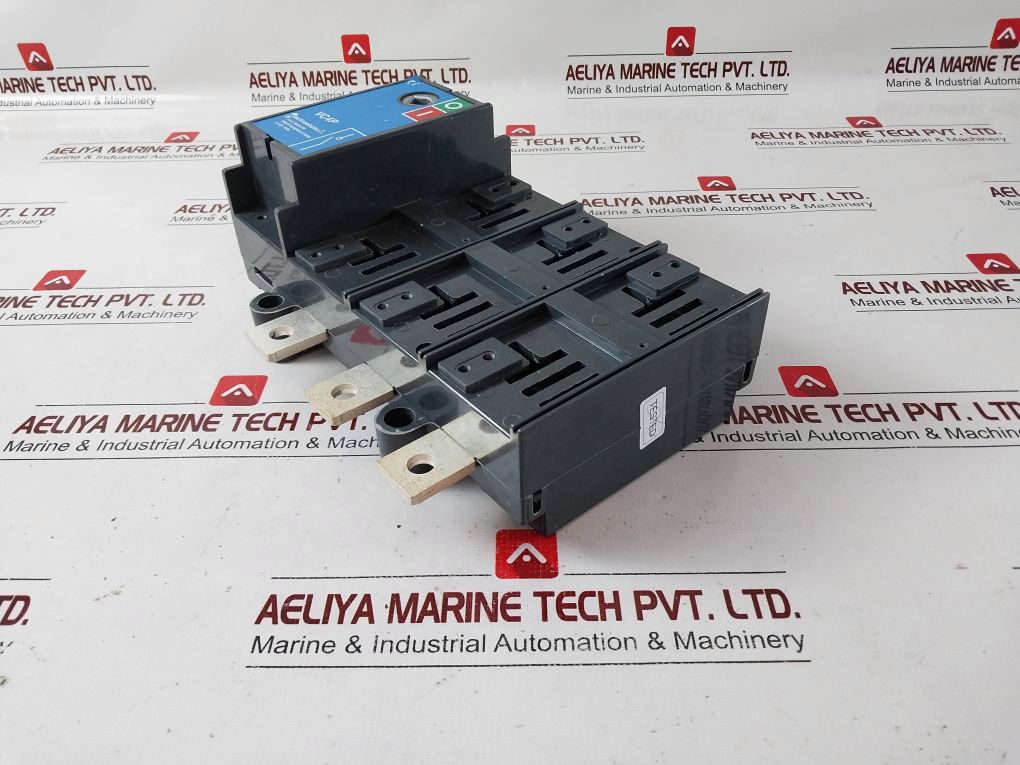 Technoelectric Vc4P 3X630A Circuit Breaker Kit