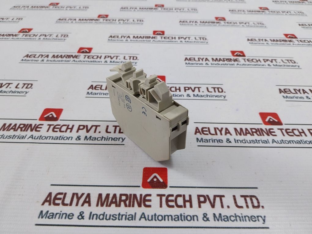 Telemecanique Abr-1S418B Multifunction Time Relays 24V Ac/Dc