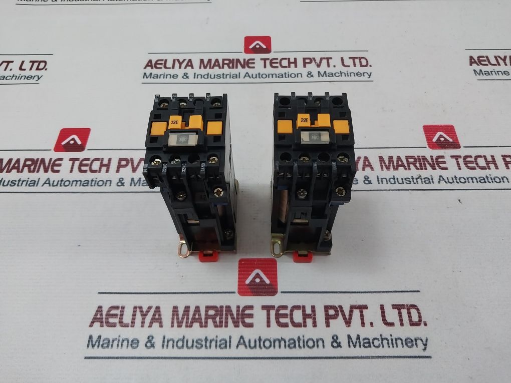 Telemecanique Ca2-dn2229•A 65 Control Relay 10A