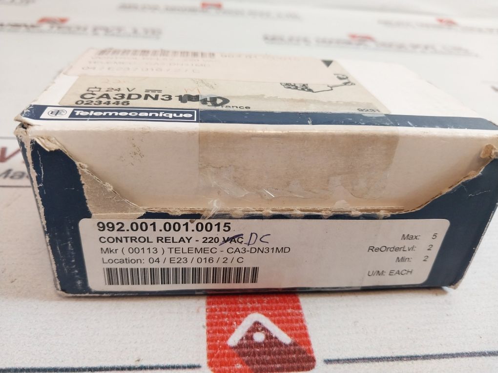 Telemecanique Ca3-dn31Md Contactor Control Relay 10A