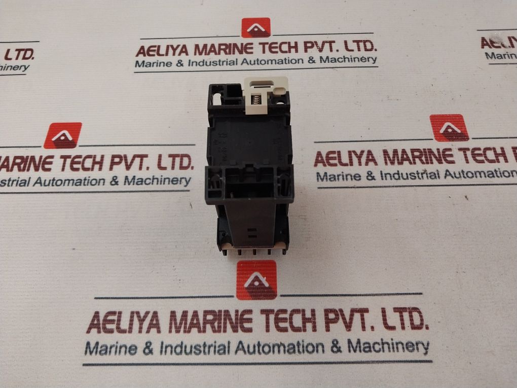 Telemecanique Ca3 Dn 22 Control Relay 750V