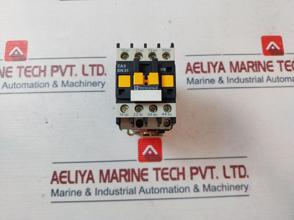 Telemecanique Ca3 Dn 31 Auxiliary Contactor Relay 500V