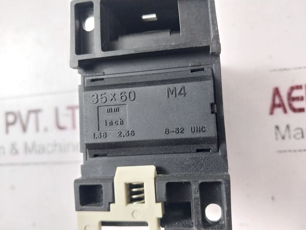 Telemecanique Ca4 Dn40 Auxiliary Contactor Ca4Dn40Bw