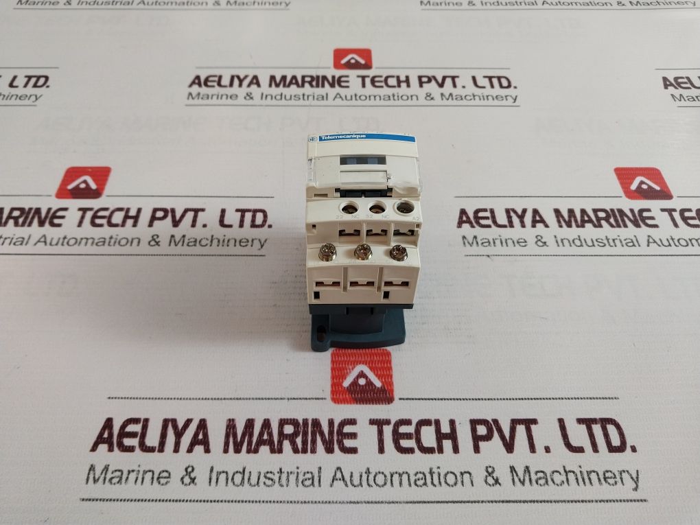 Telemecanique Cad326R7 Control Relay