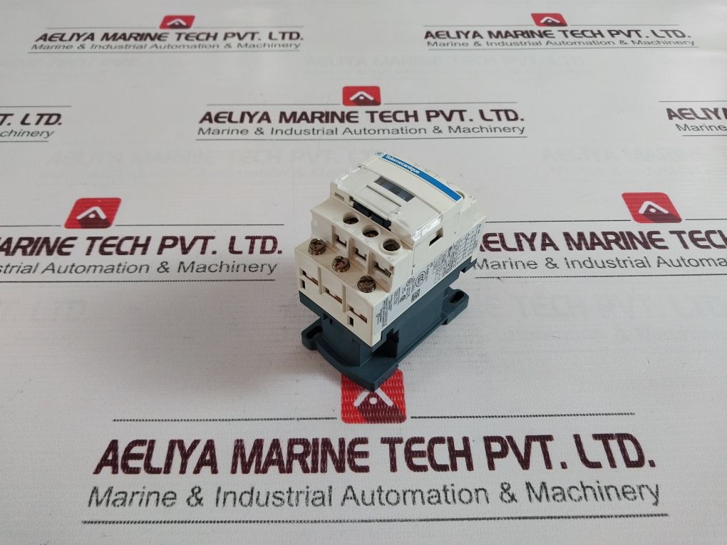 Telemecanique Cad326R7 Control Relay