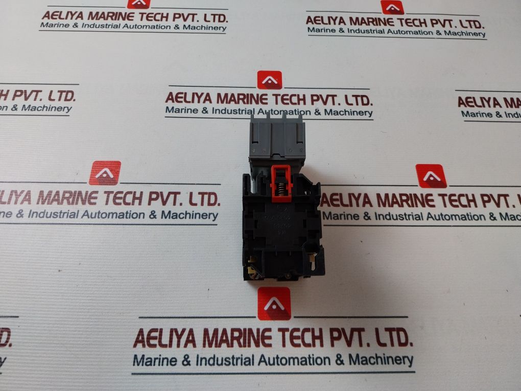 Telemecanique Lc1-d163.A65 Contactor