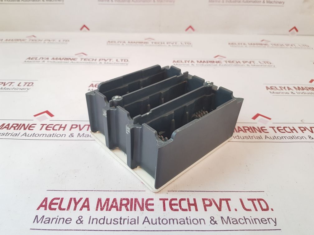 Telemecanique Lc1 F265 Contactor (Only Cover)