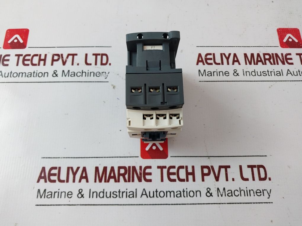 Telemecanique/Schneider Lc1D09 Auxiliary Contactor