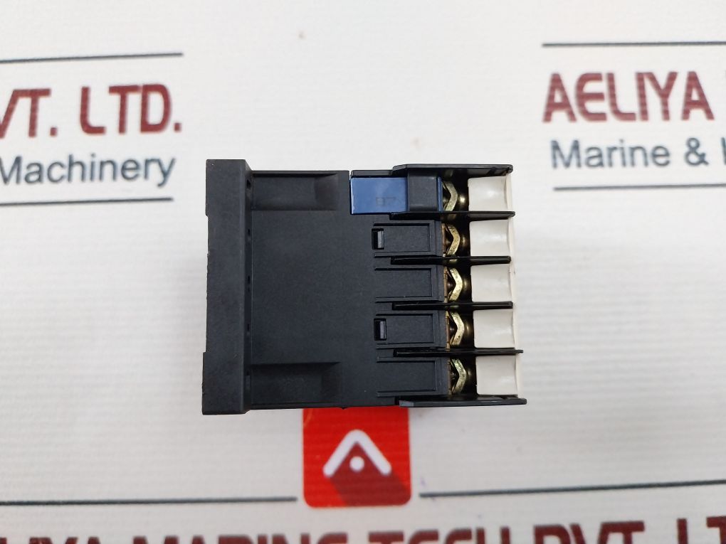 Telemecanique Lc1K 0901 B7 Contactor 50/60Hz 20A