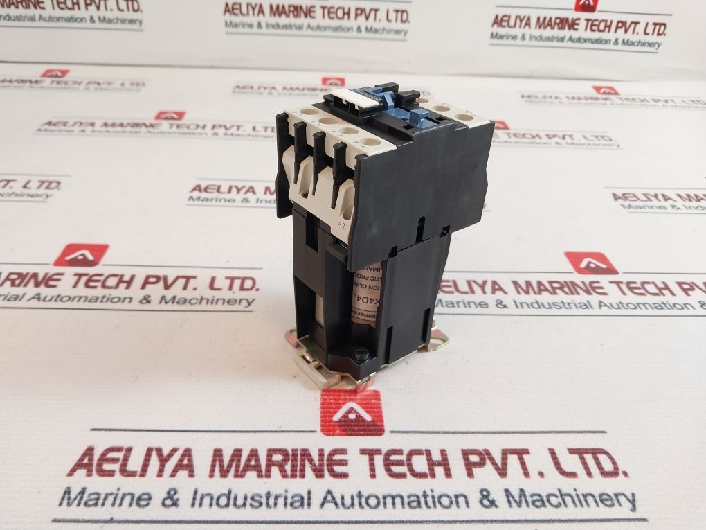 Telemecanique Lp1 D25004Bd Contactor 24V
