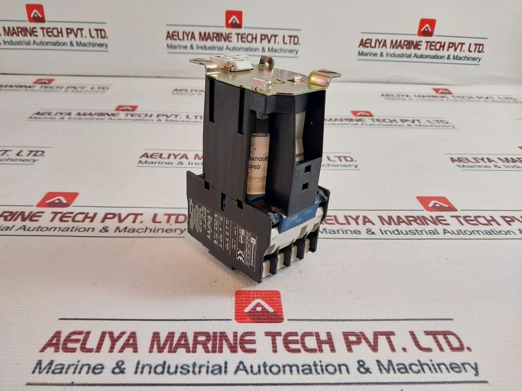 Telemecanique Lp1 D25004Bd Contactor 24V