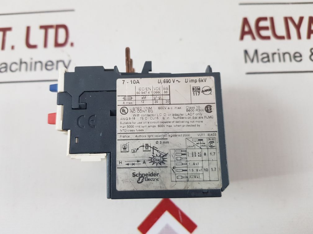 Telemecanique/Schneider Lrd 14 Overload Relay