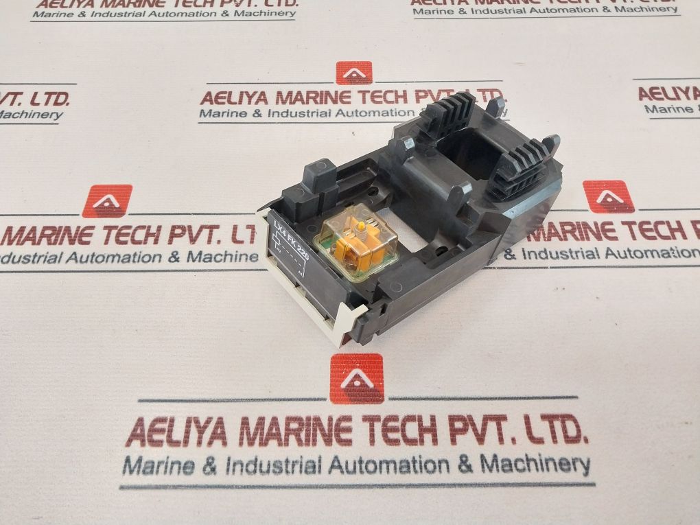 Telemecanique Lx4 Fk220 Contactor Coil 220V---