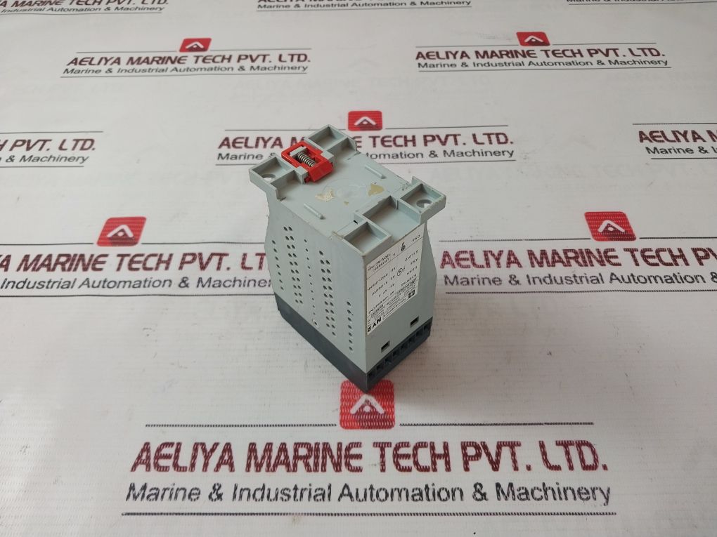 Telemecanique Ny2 B11 Safety Barrier Relay 120V Ac