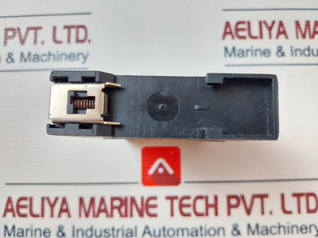 Telemecanique Re4 Tp13Bu Timer Delay Relay