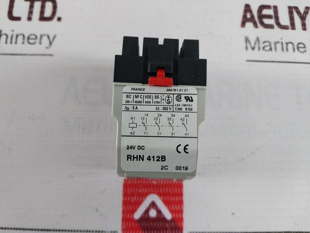 Telemecanique Rhn-412-b Switching Relay