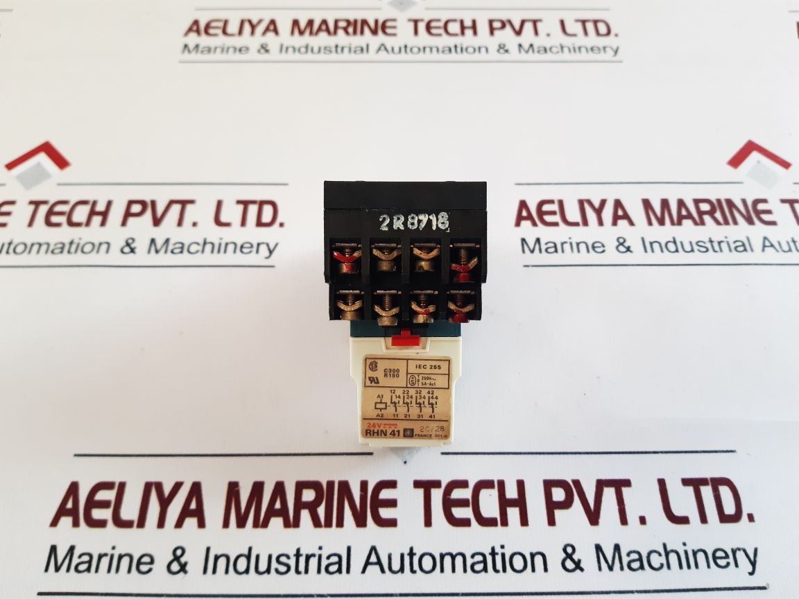 Telemecanique Rhn 41 Relay 24V With Base