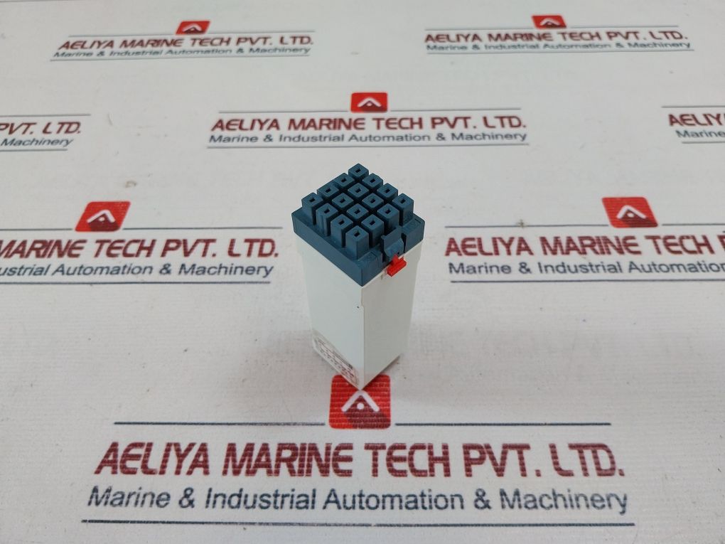 Telemecanique Rht 413 1M On-delay Timing Relay