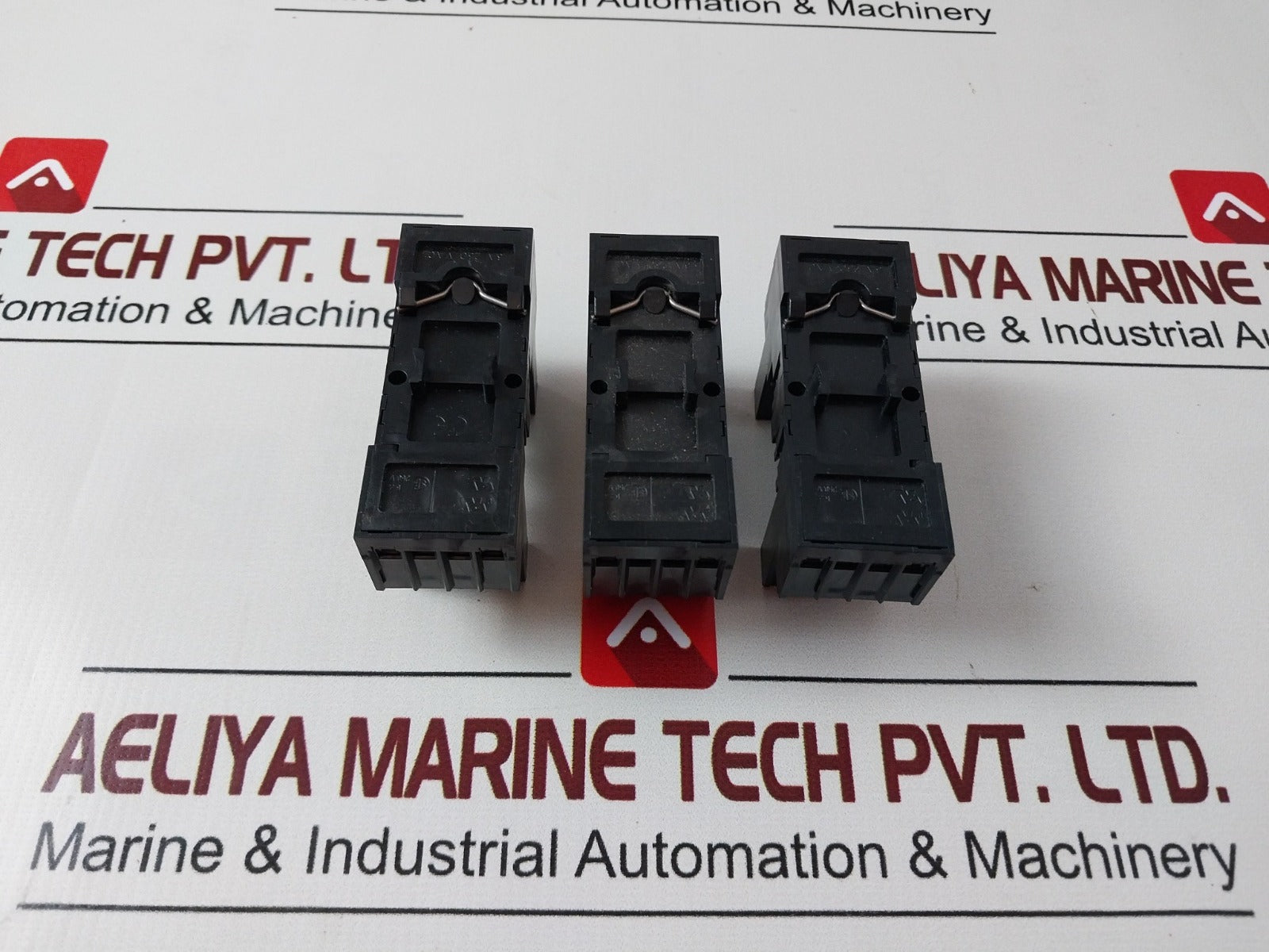 Lot Of 4X Telemecanique Rxz 7G Relay Socket Base 6A 250 Vac