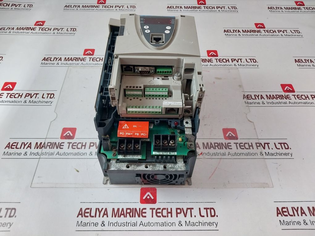Telemecanique/Schneider Electric Altivar 71 Ac Speed Drive Atv61Hu30N4