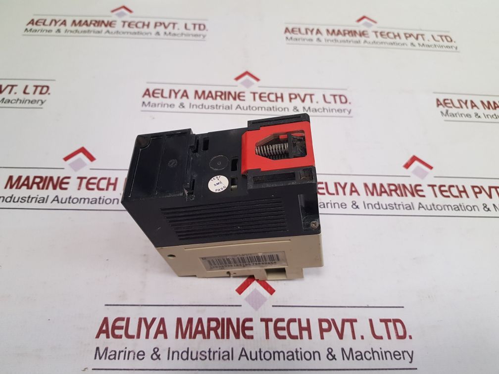 Telemecanique Tsx Dsf 612 Output Module 6 Point