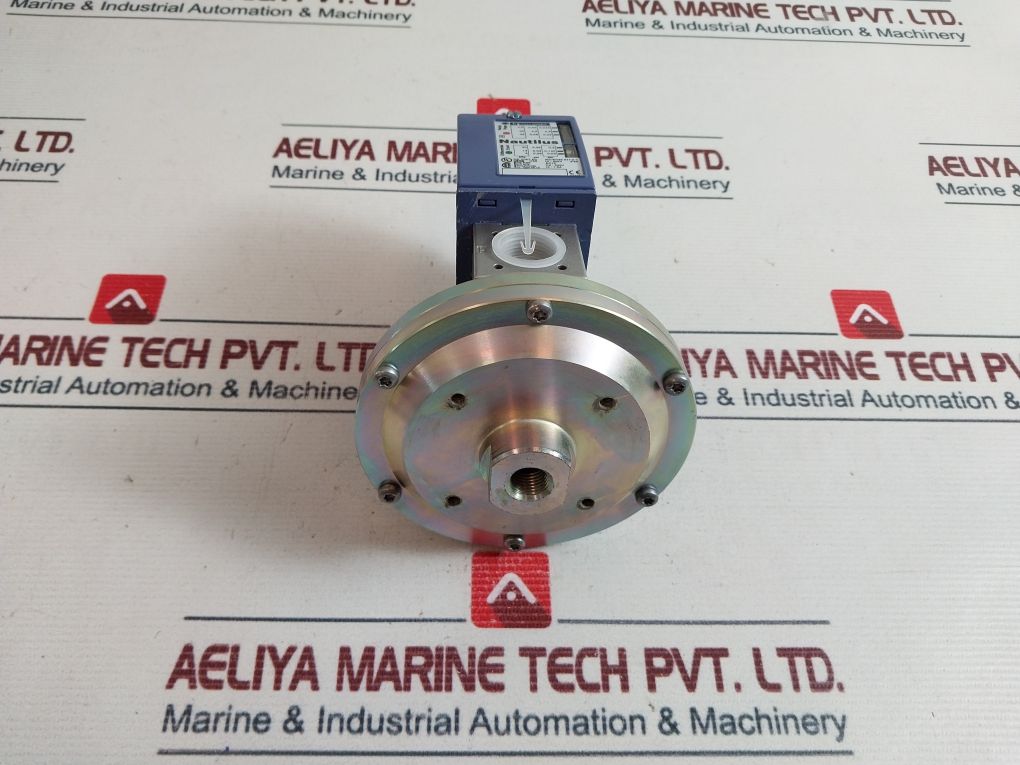 Telemecanique Xmlcl35R2S11 Pressure Switch