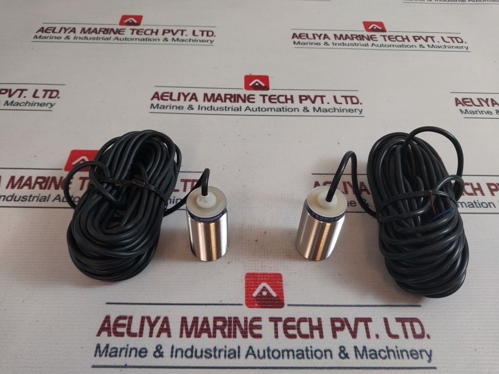 Telemecanique Xs630B1Mal10 Inductive Proximity Switch