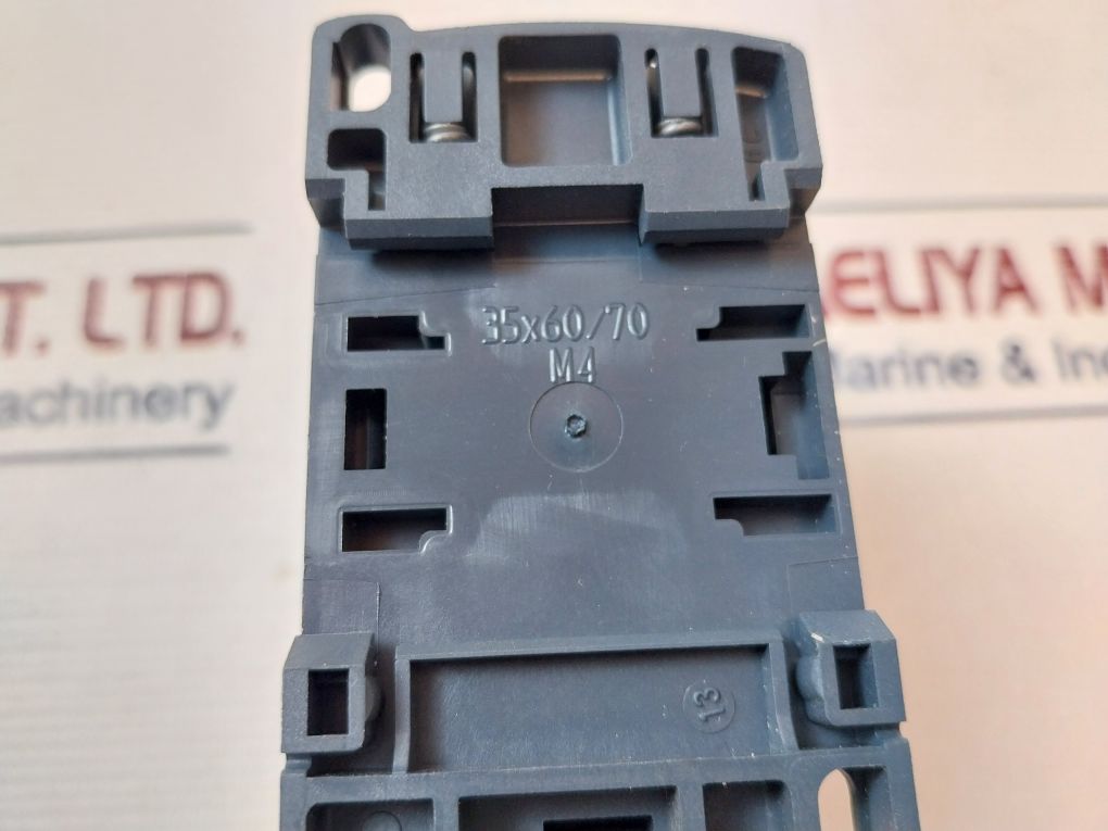 Telemecanique/Schneider Electric Cad50 Control Relay 48V
