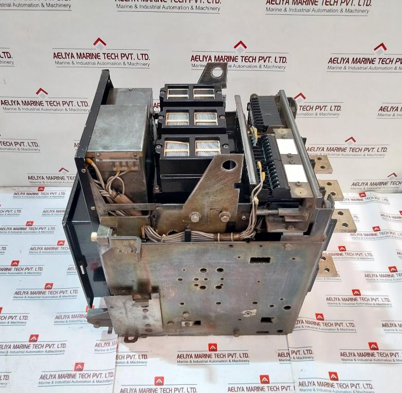 Terasaki At12 Teampower Air Circuit Breaker 3 Pole 1250A 50/60Hz