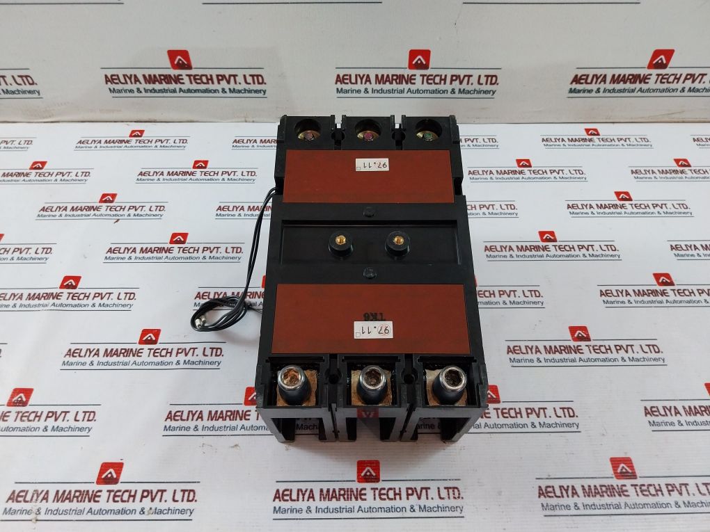 Terasaki Tl-400E Circuit Breaker Ac690V 50~60Hz 300A