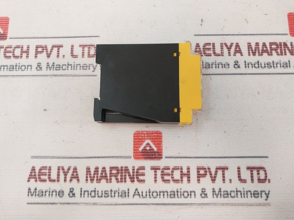 Tesch E72.2X02 Time Delay Relay 230Vac
