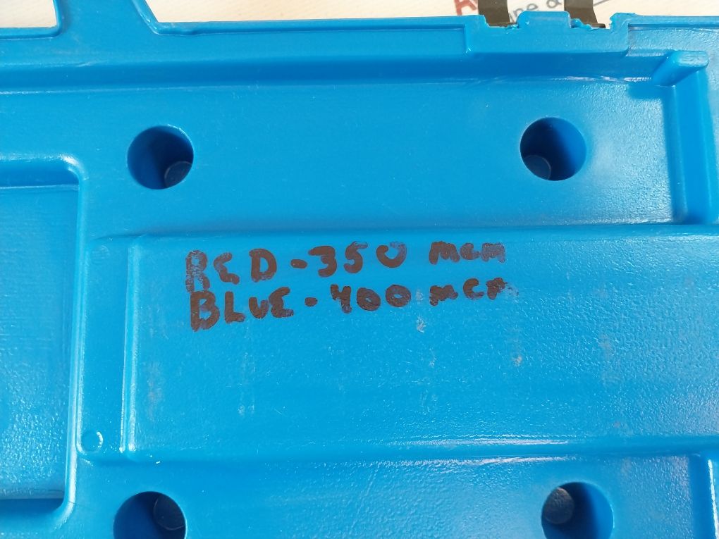 Thomas & Betts Tbm8S Compression Tool With Die Set