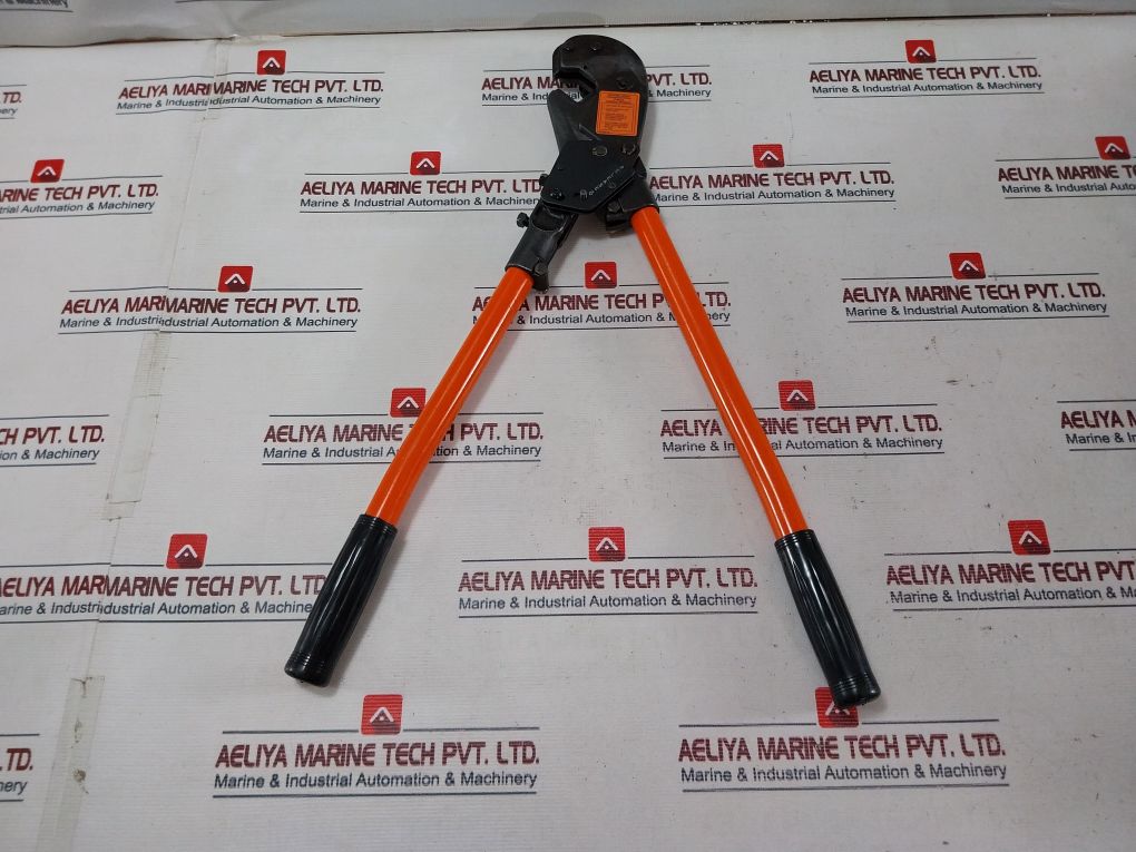 Thomas & Betts Tbm8S Compression Tool With Die Set