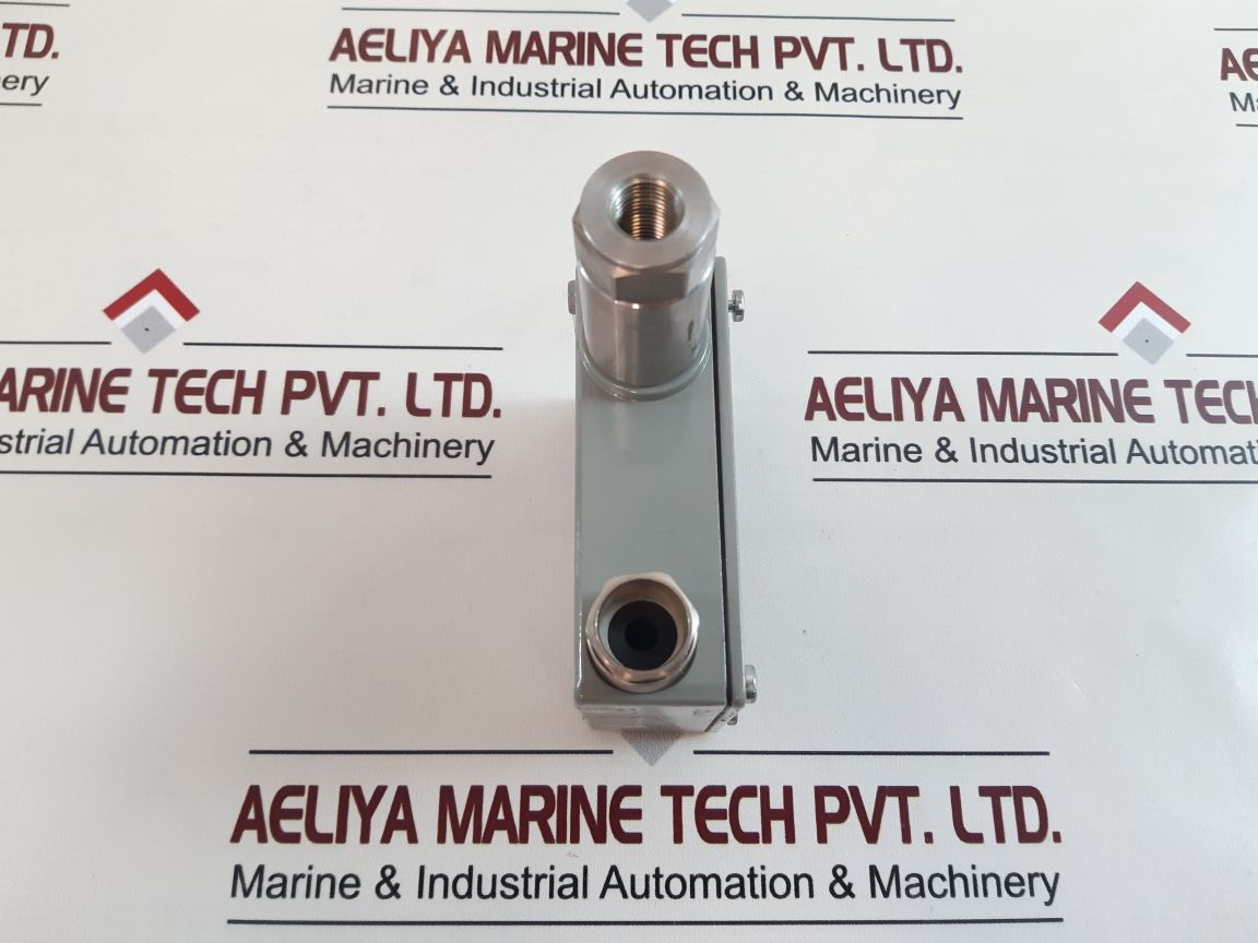 Trafag 8200 Pressure Transmitter