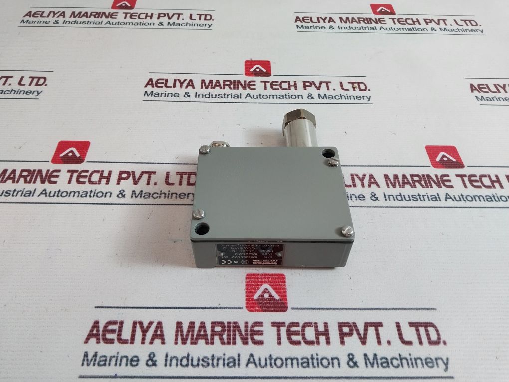 Trafag 8202.21.2210 Pressure Transmitter 12-34 Vdc