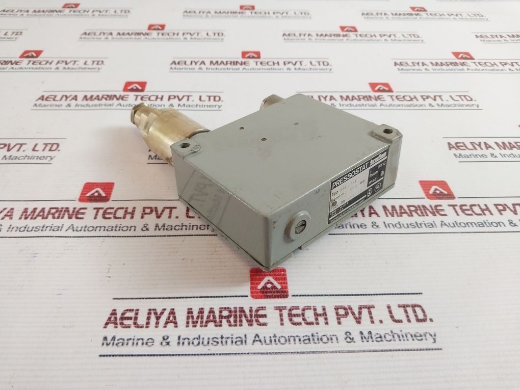 Trafag 900.2377 Pressure Switch 250V~ 10(3)A
