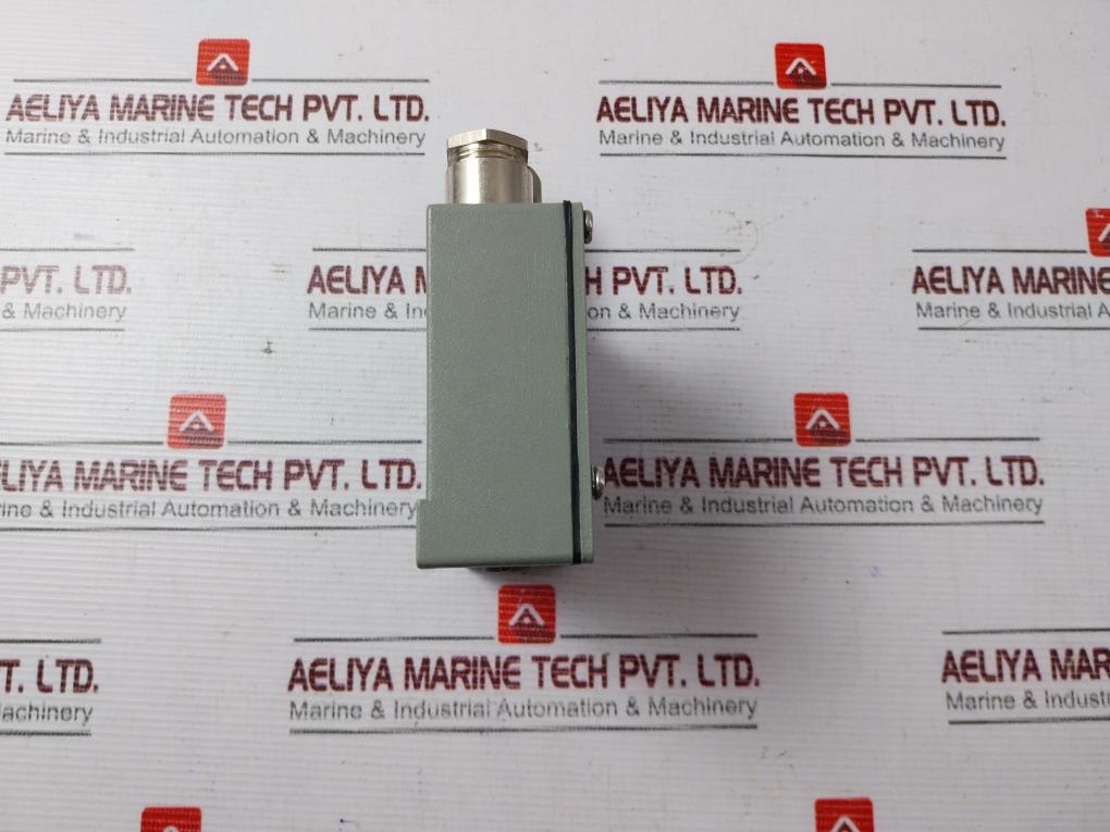 Trafag 904.2378.905 Pressure Switch 1-10 Bar Ip65 24Vdc
