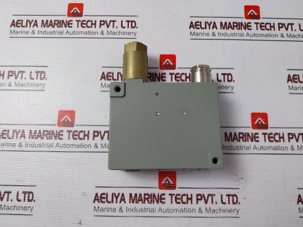 Trafag 904.2378.905 Pressure Switch 1-10 Bar Ip65 24Vdc