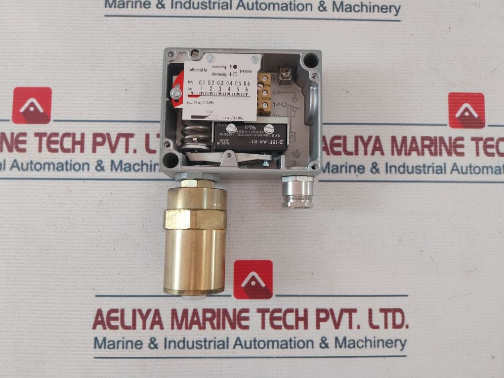 Trafag 920 2377 933 Differential Pressure Switch 0-6 Bar