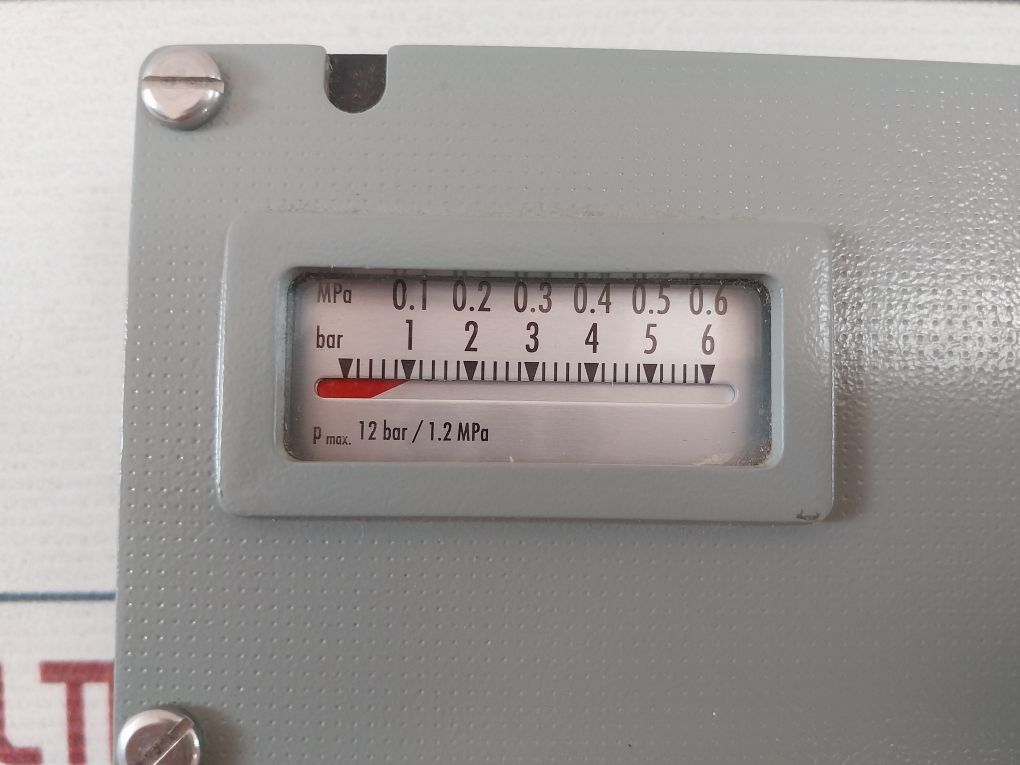 Trafag 920 2377 933 Differential Pressure Switch 0-6 Bar