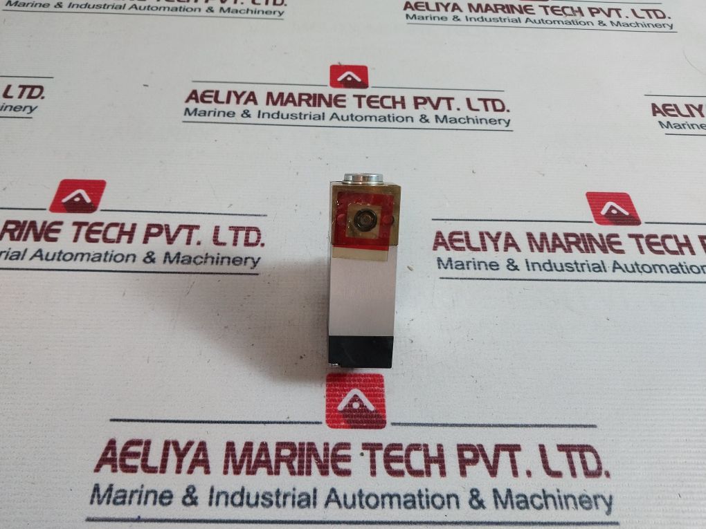 Trafag 9B0.2077 Pressure Switch 250V Ac