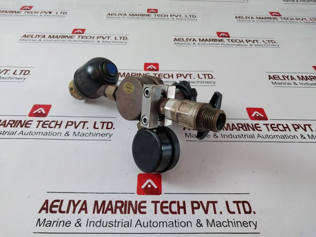 Unitor R700 Plus Pressure Regulator With Fr50 Flashback Arrester & Check Valve