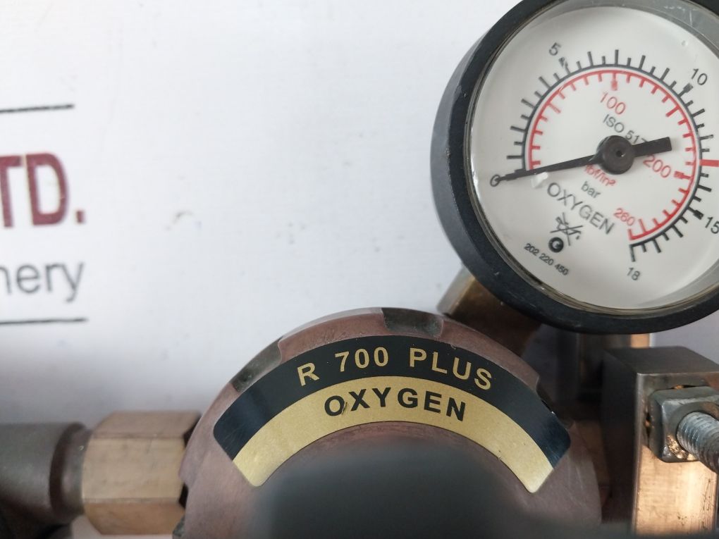 Unitor R700 Plus Pressure Regulator With Fr50 Flashback Arrester & Check Valve