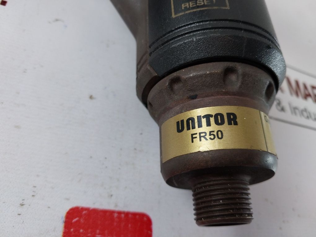 Unitor R700 Plus Pressure Regulator With Fr50 Flashback Arrester & Check Valve