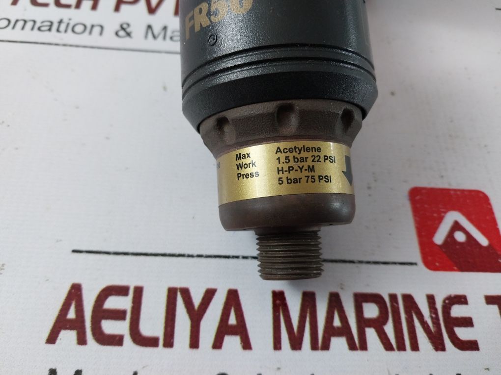 Unitor R700 Plus Acetylene Pressure Regulator Fr50 Flashback Arrester