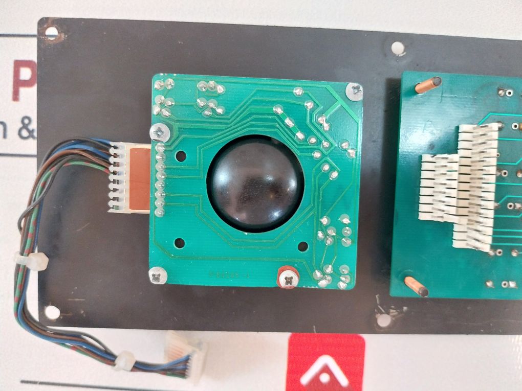 Valmet P64245-1 Track Ball Panel