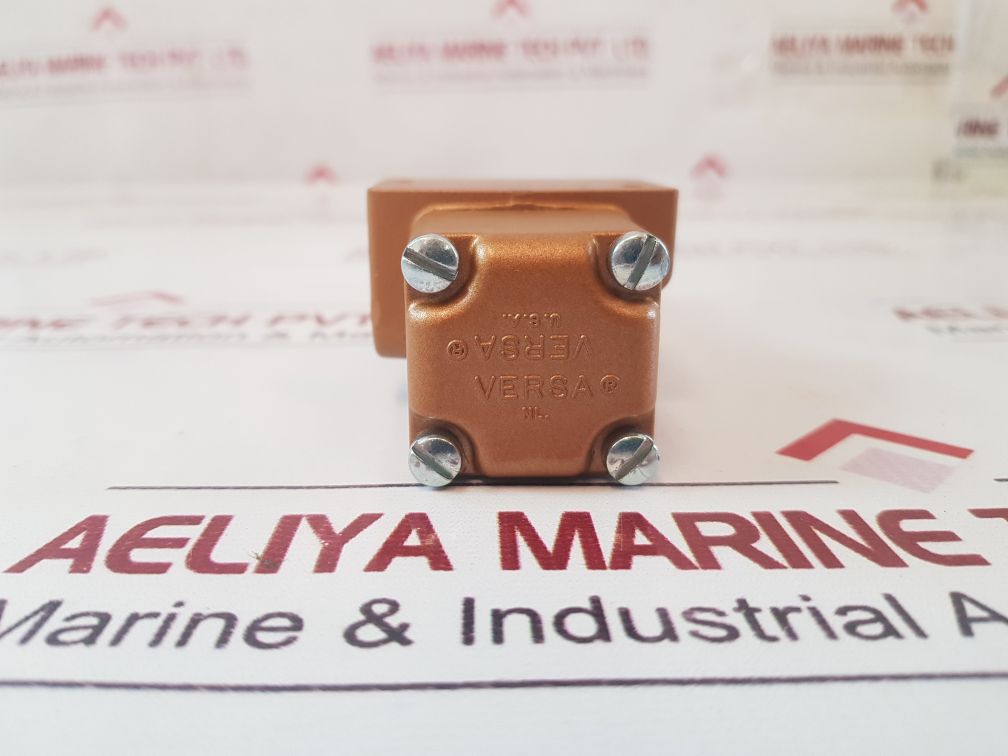 Versa Vsc-3301-18S Three-way Valve