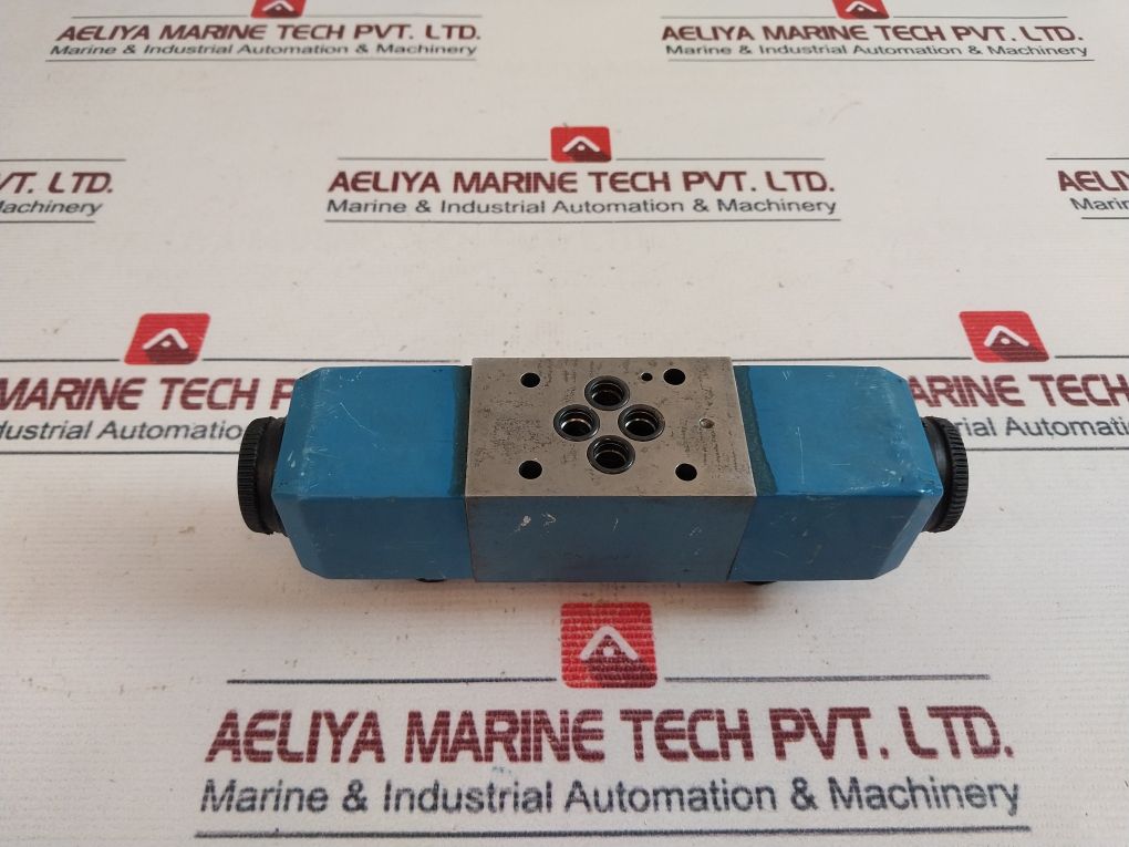 Vickers Dg4V 3 2N H M U1 D6 60 En38 Directional Control Valve 3045Psi