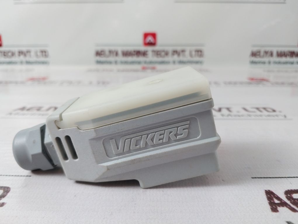 Vickers Ehh-amp-702-c-20 Power Plug Connector