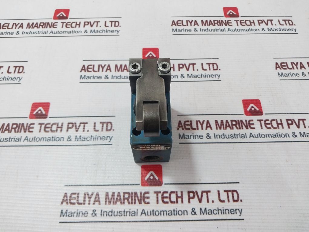 Wabco 3630070010 Pneumatic Directional Valve